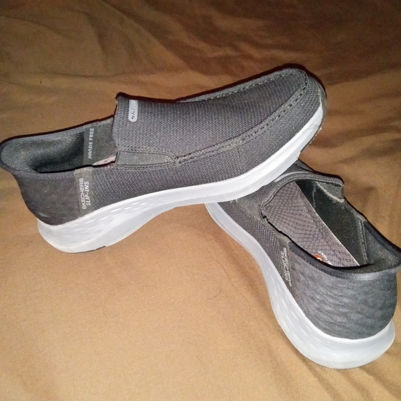 Skechers Men's Black Slip-Ins Shoes - Picture 3 of 7